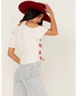 Shyanne Women's Americana Southwestern Flag Cold Shoulder Graphic Tee -Wrangle Clothing Shop 2000364771 103 P4