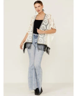 Wild Moss Women's Lace Contrast Fringe Kimono -Wrangle Clothing Shop 2000368423 103 P4