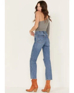 Wrangler Women's Wild West 603 Light Wash Patty High Rise Distressed Cropped Straight Jeans 8 Wrangler Women's Wild West 603 Light Wash Patty High Rise Distressed Cropped Straight Jeans -Wrangle Clothing Shop 2000371280 400 P3