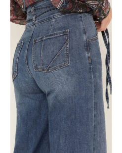Shyanne Women's Medium Wash High Rise Belted Trouser Wide Jeans -Wrangle Clothing Shop 2000373379 414 P4
