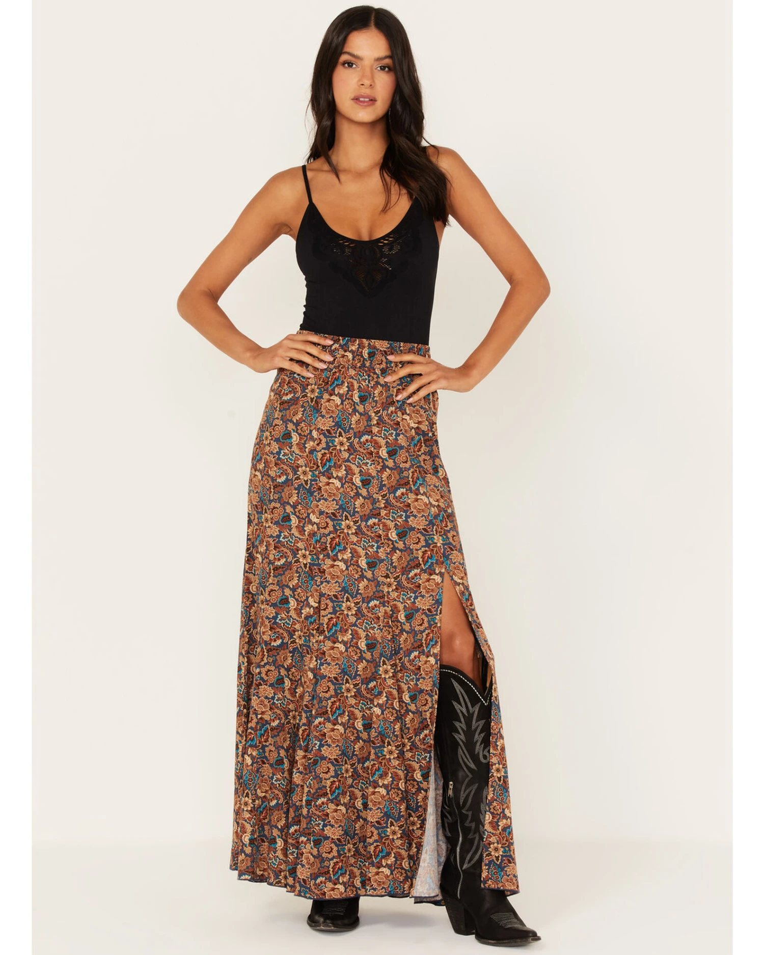 Idyllwind Women's Saddle Up Paisley Print Maxi Skirt 4 Idyllwind Women's Saddle Up Paisley Print Maxi Skirt - Image 2