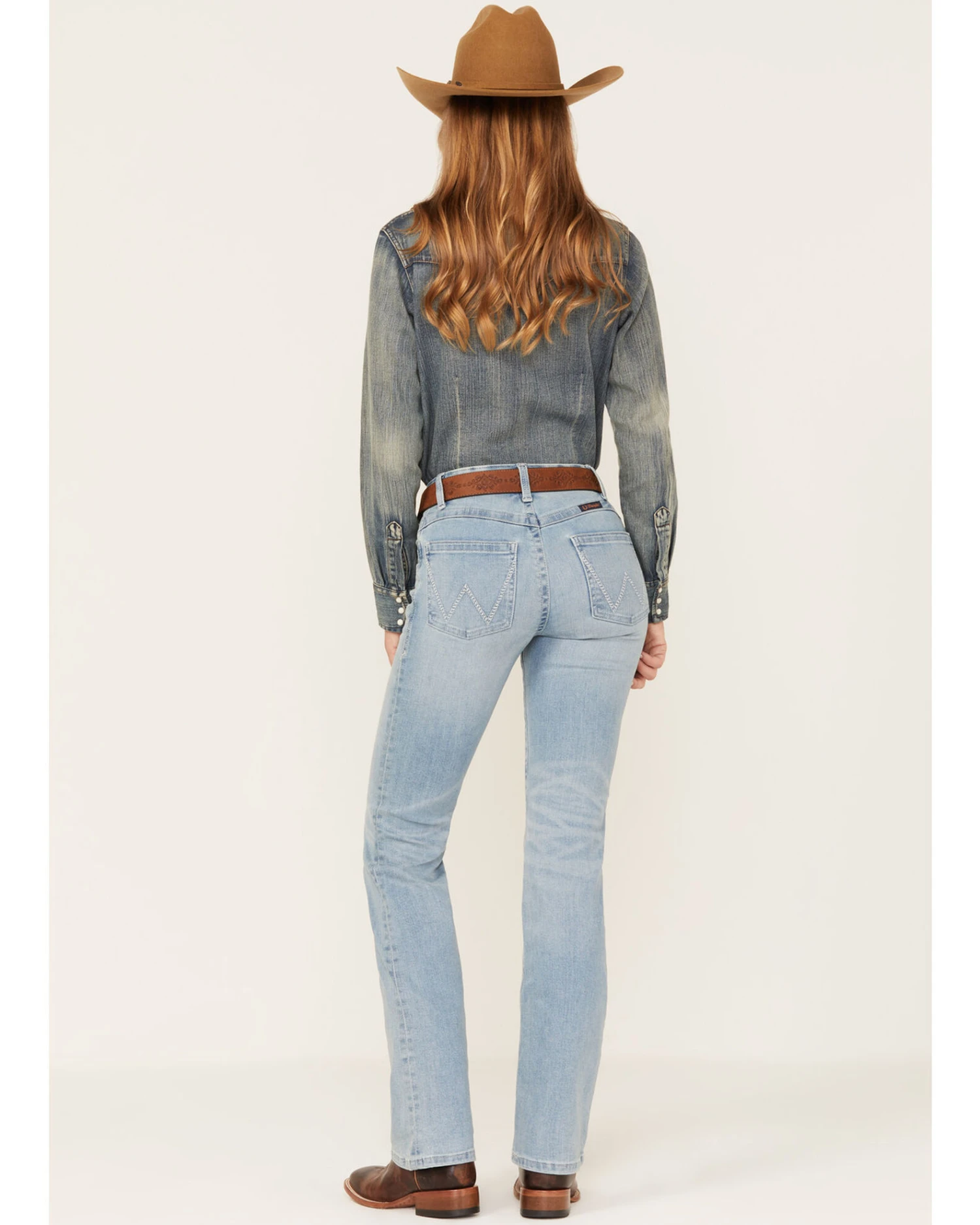 Wrangler Women's Light Wash Mid Rise Willow Diane Ultimate Riding Straight Jeans 5 Wrangler Women's Light Wash Mid Rise Willow Diane Ultimate Riding Straight Jeans - Image 3