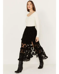 Shyanne Women's Diamond Embroidered Mesh Skirt -Wrangle Clothing Shop 2000386670 001 P2